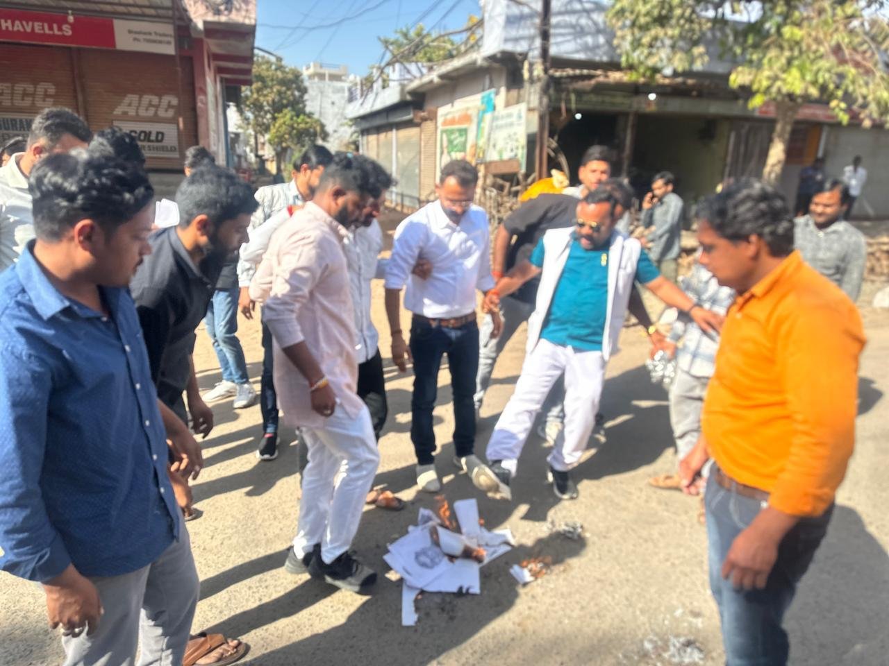 जनता की आदत ‘भीख’ मांगने की हो गई है… राजगढ़ में मंत्री प्रहलाद पटेल के बयान से मचा बवाल